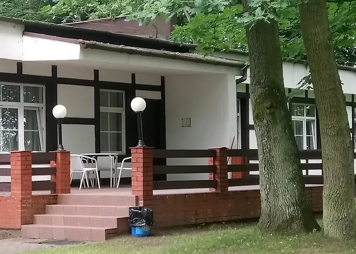 Dworek Osiecki Koral * Osieki (Koszalin)